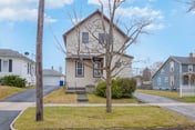 Manistee Pet Friendly Home One Bed / One Bath