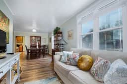 Manistee Pet Friendly Home One Bed / One Bath - Image 2