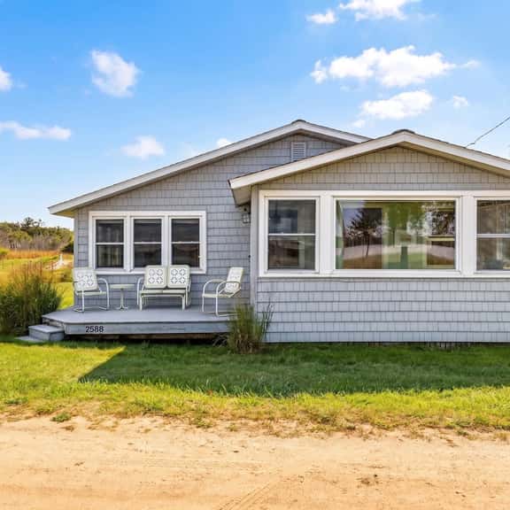Grandpa's Lake House - Image 1